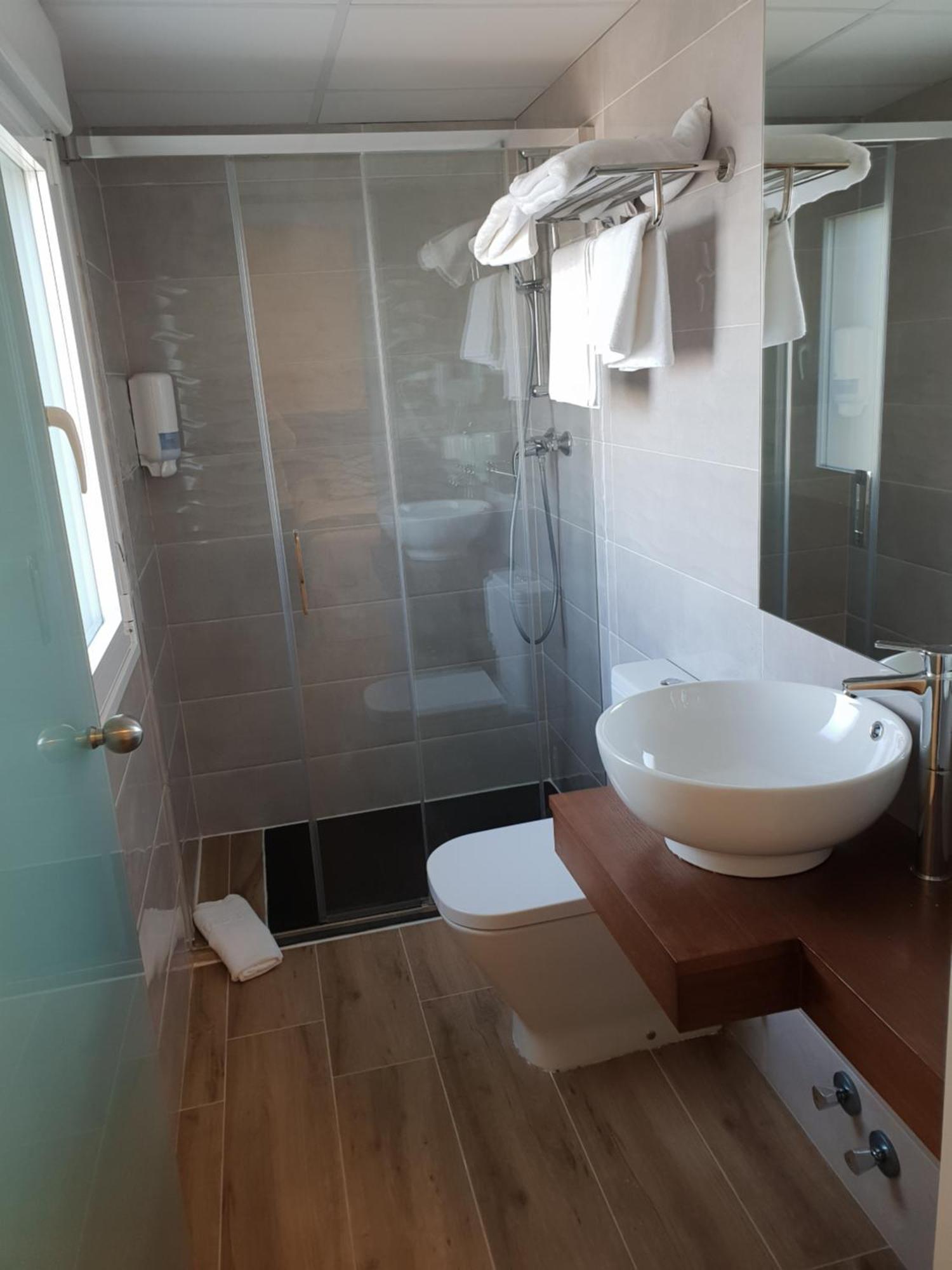 Hostal Cabanas Carboneras de Guadazaón Dış mekan fotoğraf