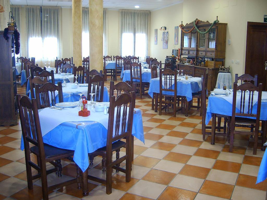 Hostal Cabanas Carboneras de Guadazaón Dış mekan fotoğraf
